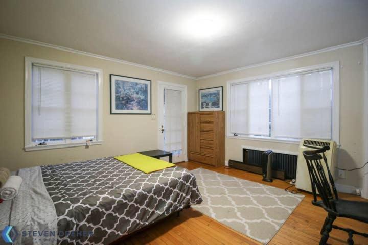 Town Plot Waterbury Apartment Bilik gambar